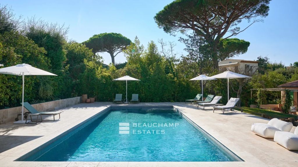 Pretty renovated villa 5 minutes from the center of Saint-Tropez