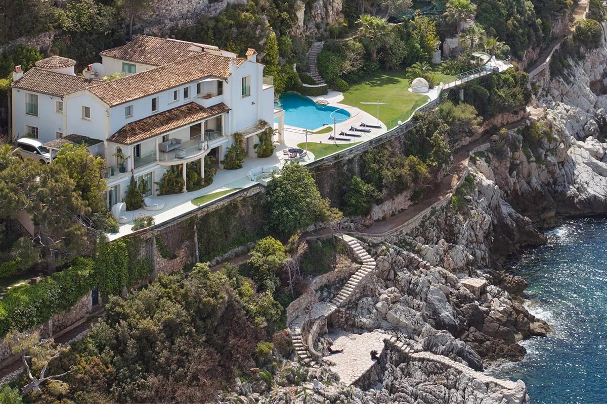 propriété pied dans l'eau avec vue mer saint jean cap ferrat | Beauchamp Estates