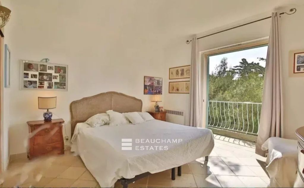 Provençal villa panoramic sea view – Cap d’Antibes