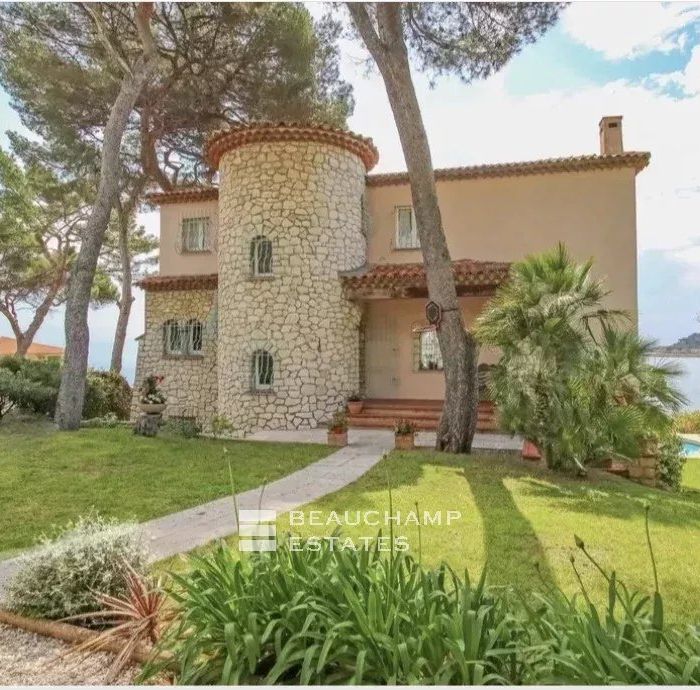 Villa provençale vue mer panoramique – Cap d&rsquo;Antibes