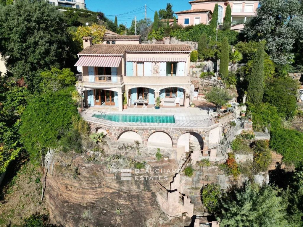 Provençal Villa with Panoramic Sea Views in Théoule-sur-Mer