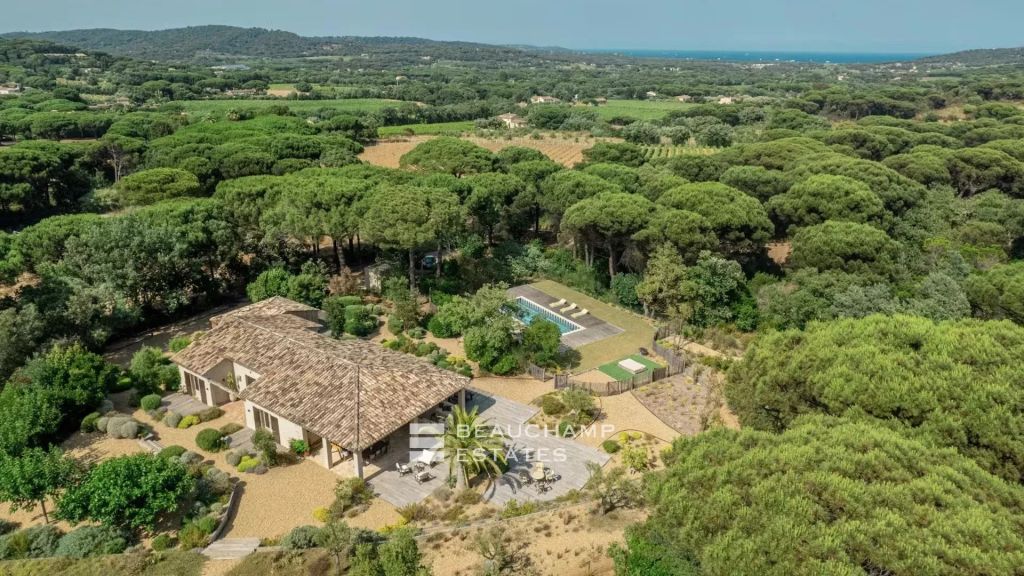 Renovated Provençal villa in Ramatuelle, just steps from the beaches of Pampelonne