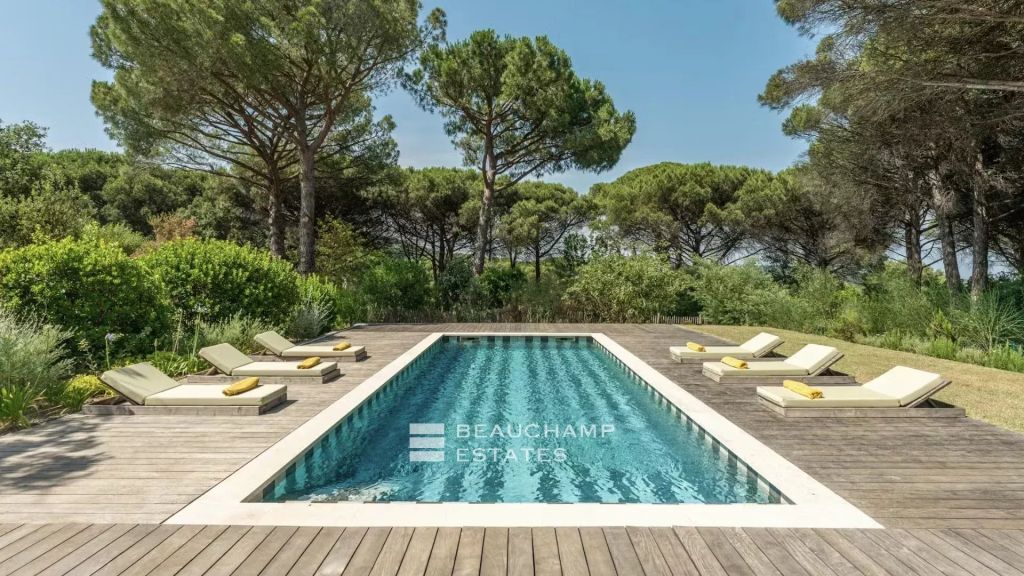 Renovated Provençal villa in Ramatuelle, just steps from the beaches of Pampelonne