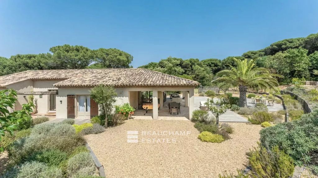 Renovated Provençal villa in Ramatuelle, just steps from the beaches of Pampelonne
