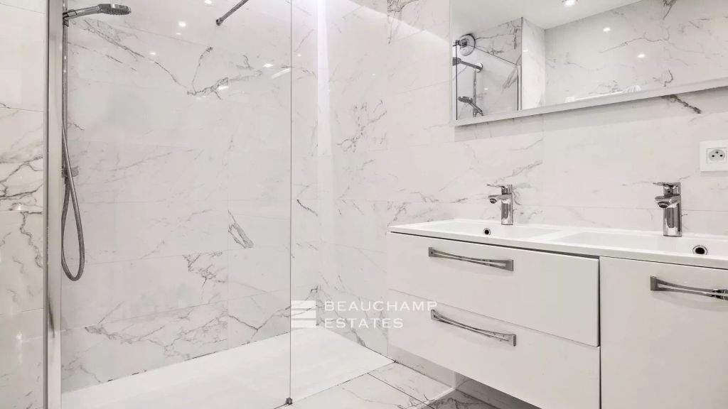 Rooftop apartment – Cannes Montfleury