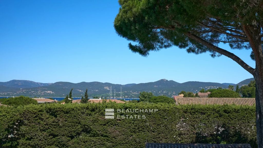 Saint-tropez, charming villa with 6 bedrooms within walking distance to La Place des lices, Saint-Tropez