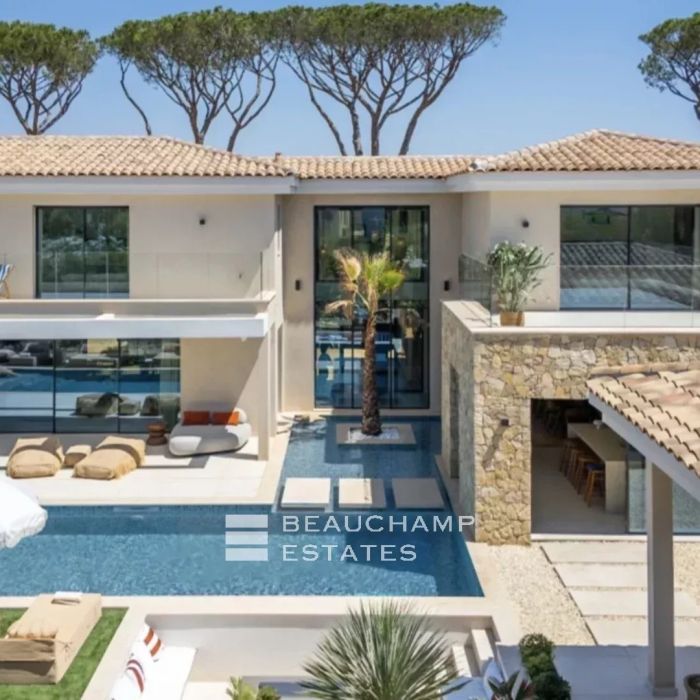 Saint-Tropez — Villa contemporaine au cœur du village