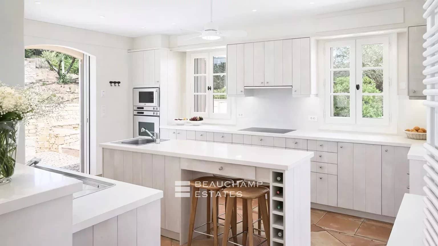 Saint-Tropez ,Les Parcs – Charming property a few minutes from St Tropez in a private domain Saint-Tropez ,Les Parcs – Charming property a few minutes from St Tropez in a private domain