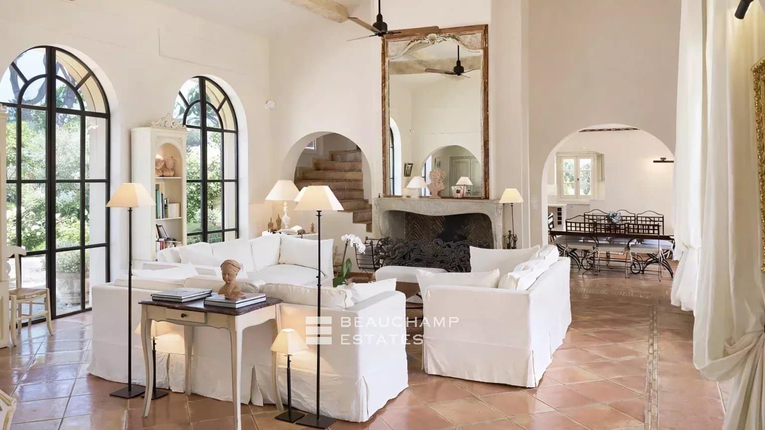 Saint-Tropez ,Les Parcs – Charming property a few minutes from St Tropez in a private domain Saint-Tropez ,Les Parcs – Charming property a few minutes from St Tropez in a private domain