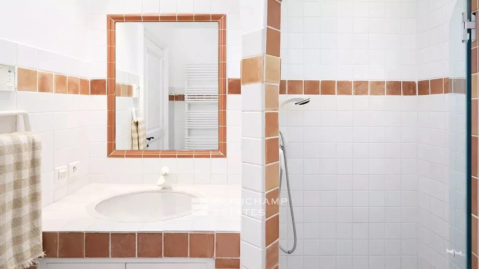 Saint-Tropez ,Les Parcs – Charming property a few minutes from St Tropez in a private domain Saint-Tropez ,Les Parcs – Charming property a few minutes from St Tropez in a private domain