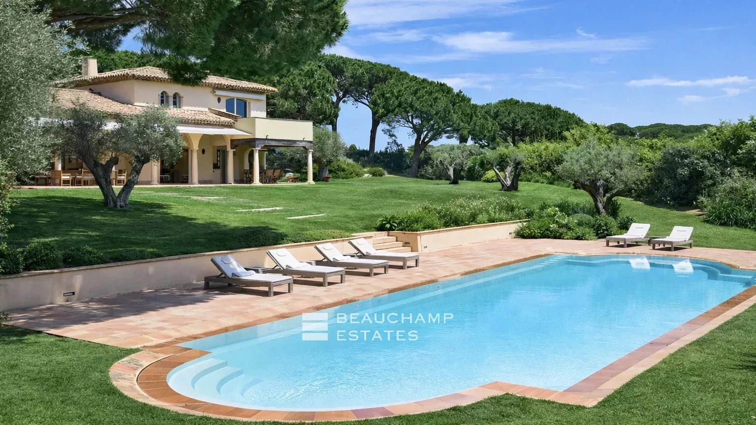 Saint-Tropez ,Les Parcs – Charming property a few minutes from St Tropez in a private domain Saint-Tropez ,Les Parcs – Charming property a few minutes from St Tropez in a private domain