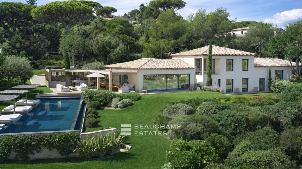 Saint-Tropez Les Parcs – Prestigious property with private access to the sea