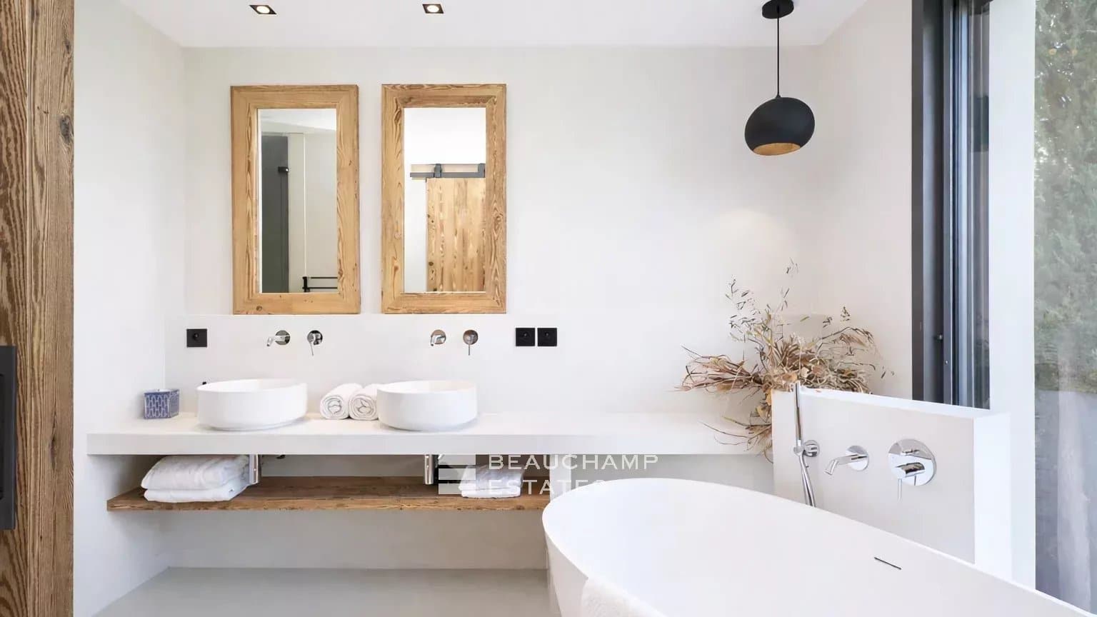 Saint-Tropez Les Parcs – Prestigious property with private access to the sea Saint-Tropez Les Parcs – Prestigious property with private access to the sea