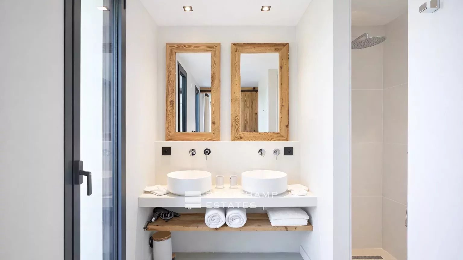 Saint-Tropez Les Parcs – Prestigious property with private access to the sea Saint-Tropez Les Parcs – Prestigious property with private access to the sea