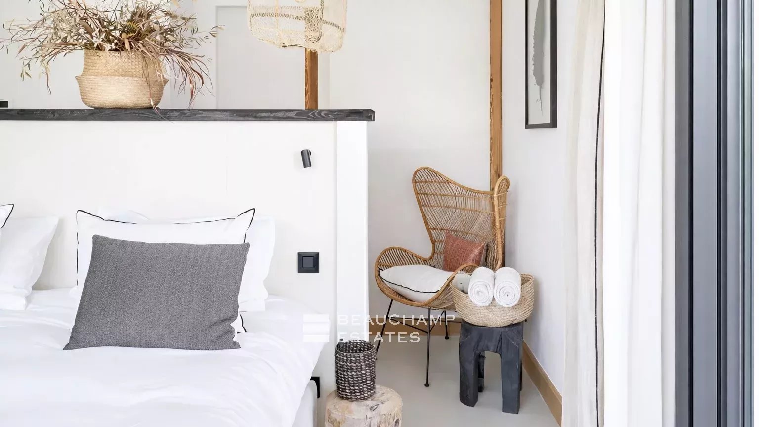 Saint-Tropez Les Parcs – Prestigious property with private access to the sea Saint-Tropez Les Parcs – Prestigious property with private access to the sea