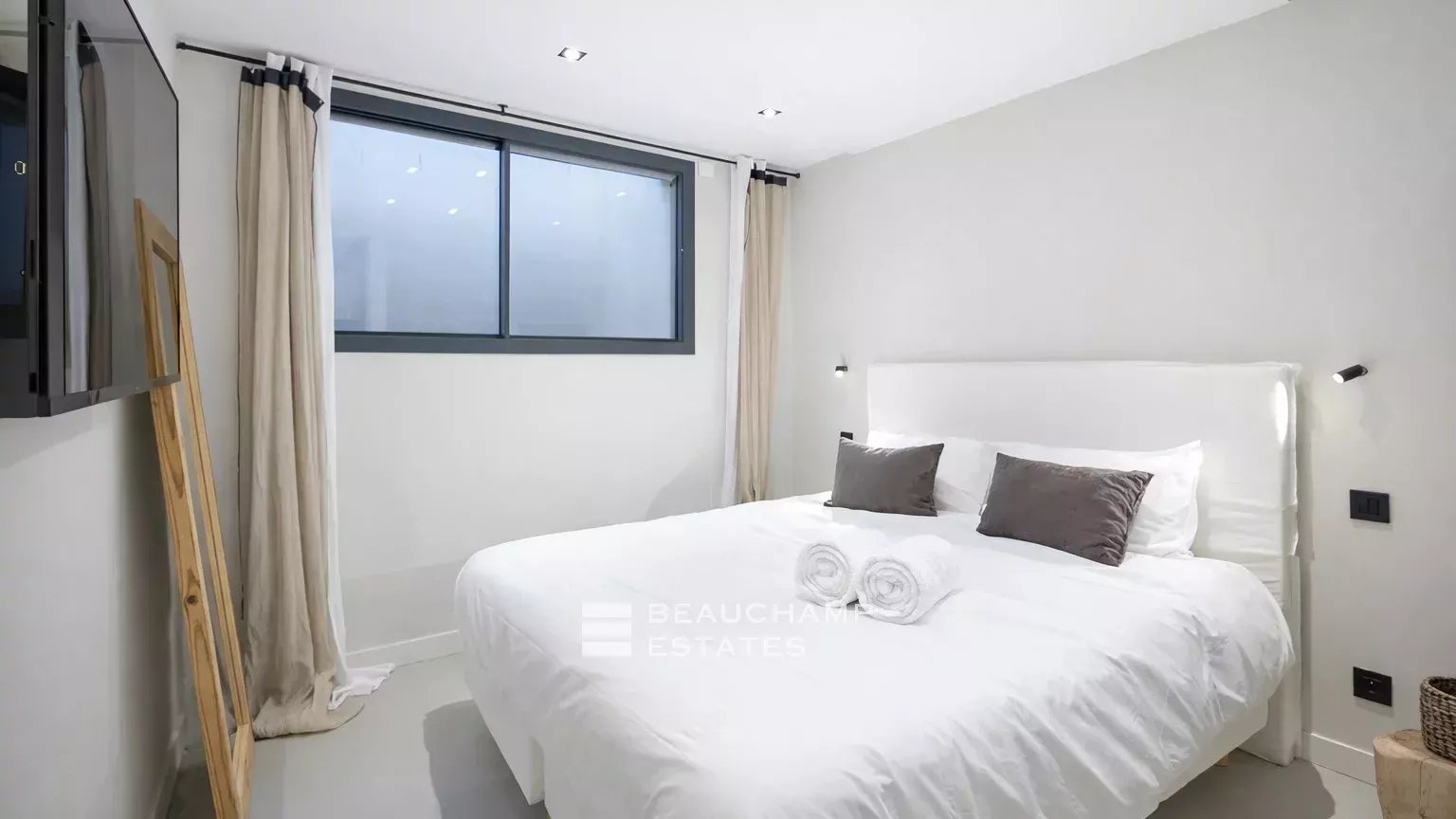 Saint-Tropez Les Parcs – Prestigious property with private access to the sea Saint-Tropez Les Parcs – Prestigious property with private access to the sea