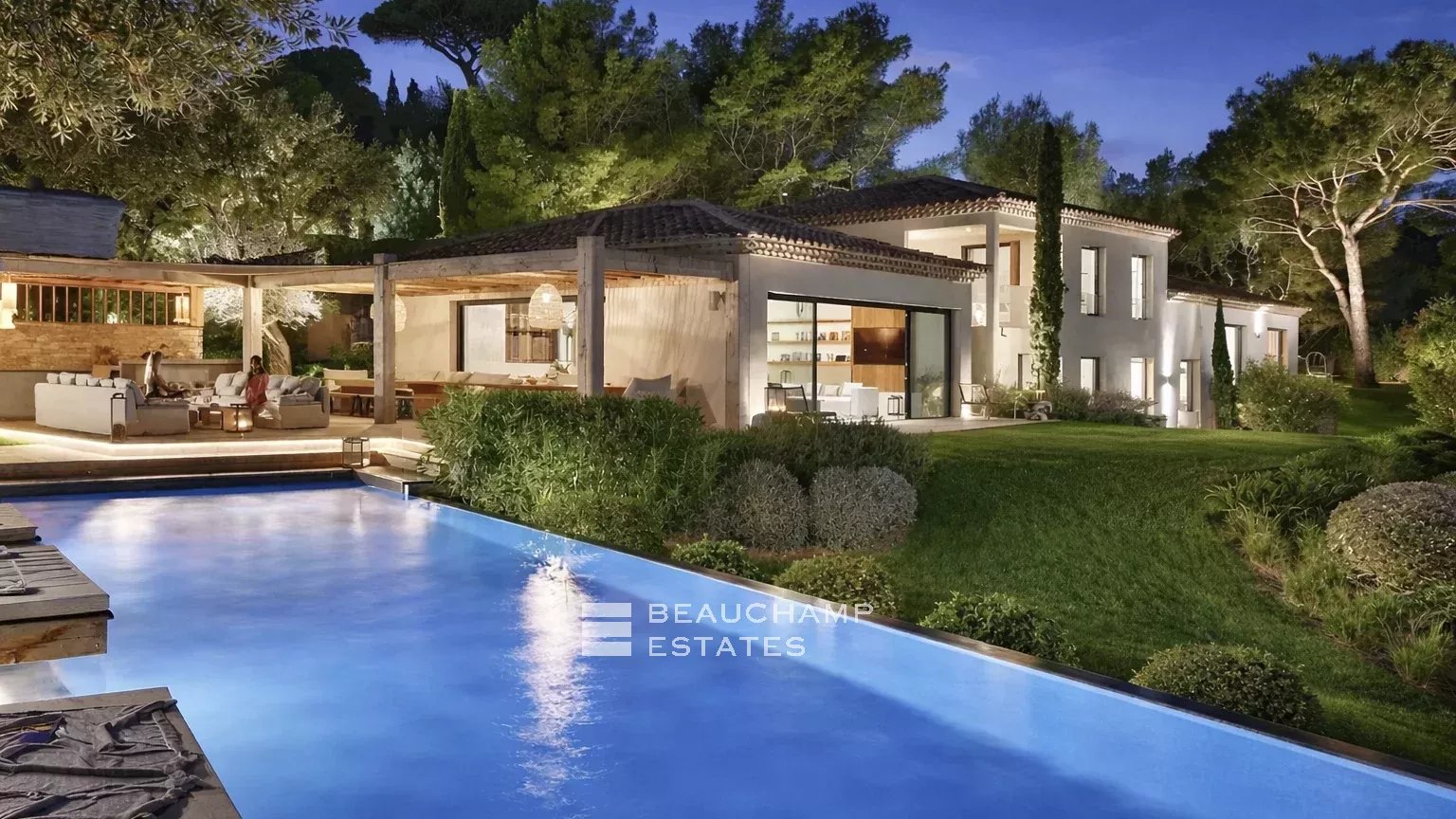 Saint-Tropez Les Parcs – Prestigious property with private access to the sea Saint-Tropez Les Parcs – Prestigious property with private access to the sea
