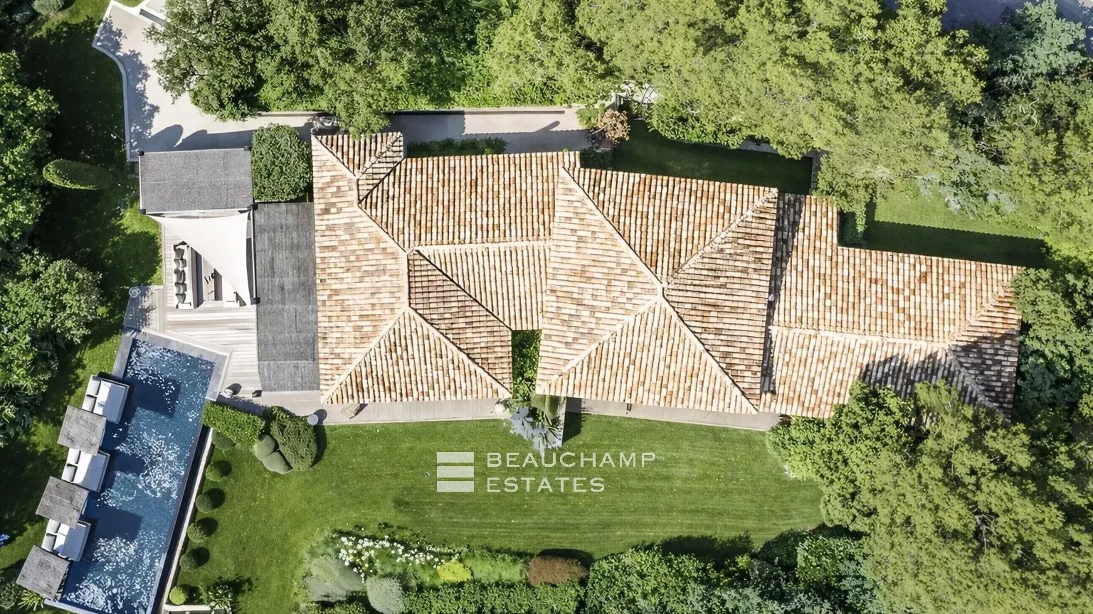 Saint-Tropez Les Parcs – Prestigious property with private access to the sea Saint-Tropez Les Parcs – Prestigious property with private access to the sea