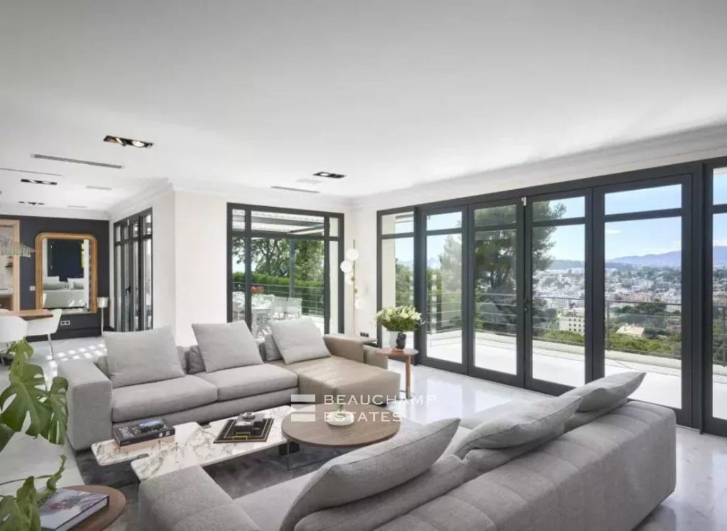 Sale Luxury Villa with Panoramic View, Cannes Californie