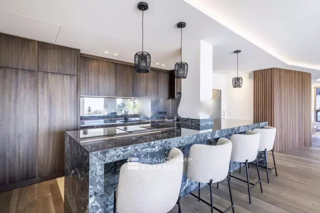 Sea and Esterel view Villa