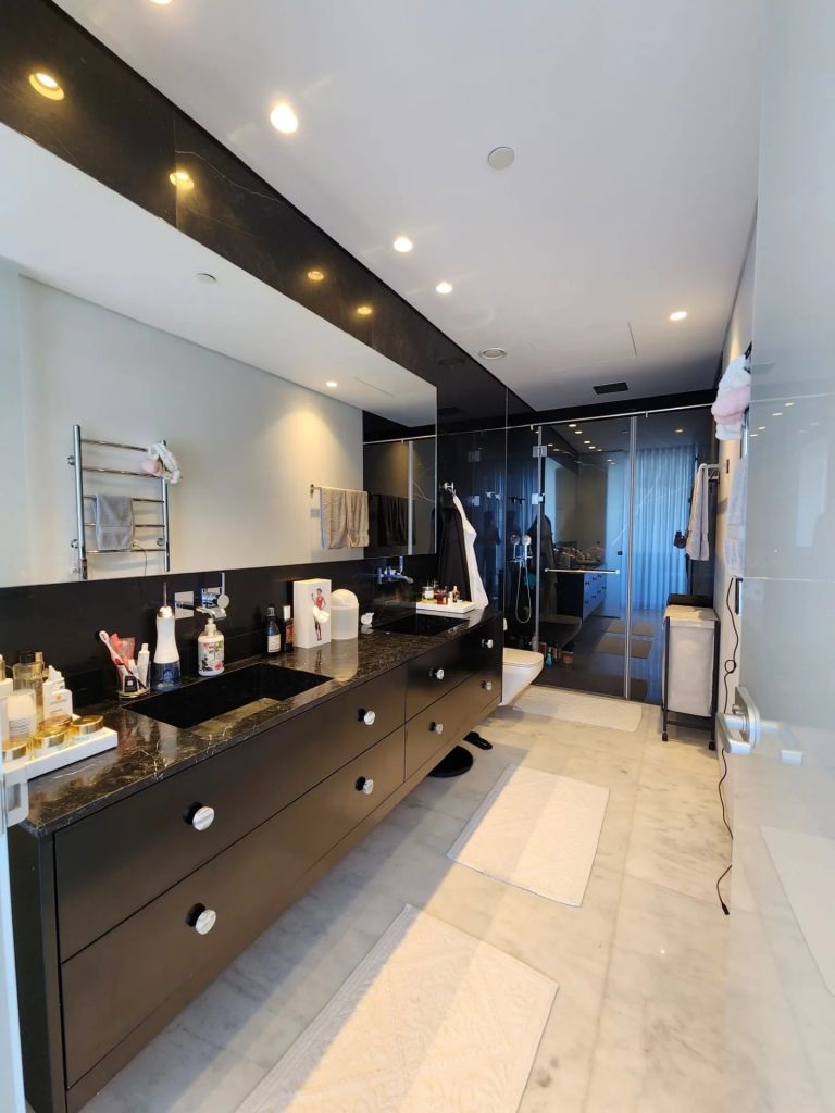 Sea-Facing Apartment at David Promenade