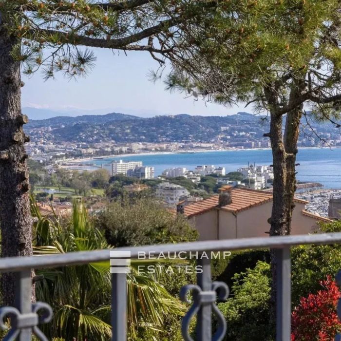 SEA VIEW PROPERTY – LA NAPOULE