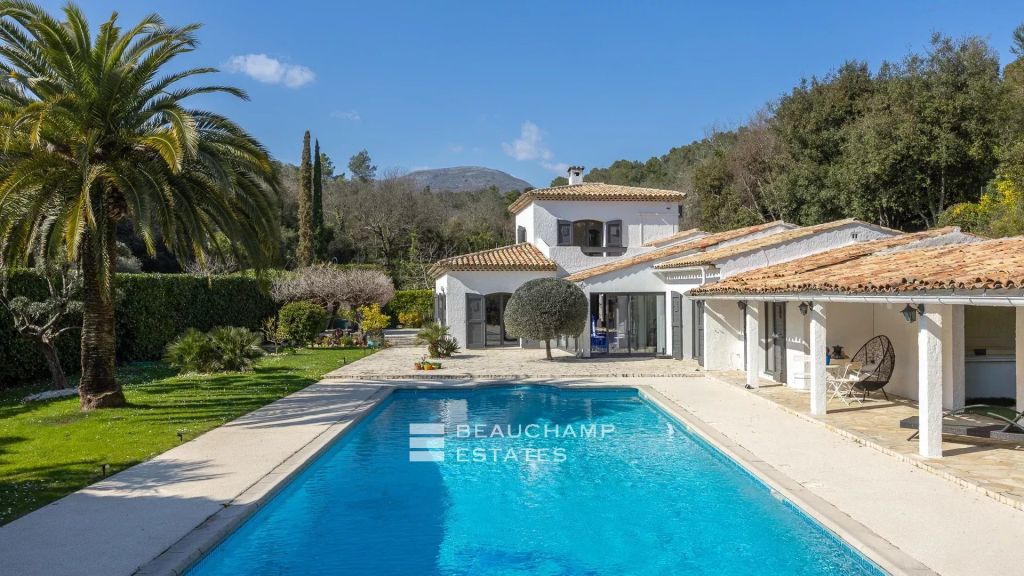 Single-storey Neo-Provençal villa 4 bedrooms – La Colle-sur-Loup