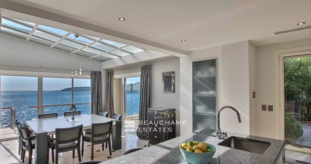 Splendid property Roc d’Azur, 5 rooms, Cap d’Antibes