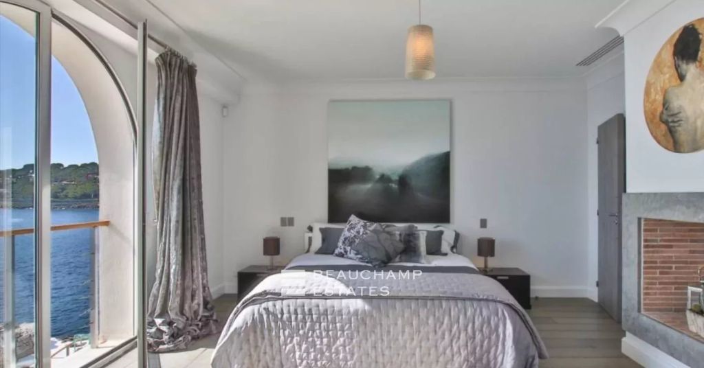 Splendid property Roc d’Azur, 5 rooms, Cap d’Antibes