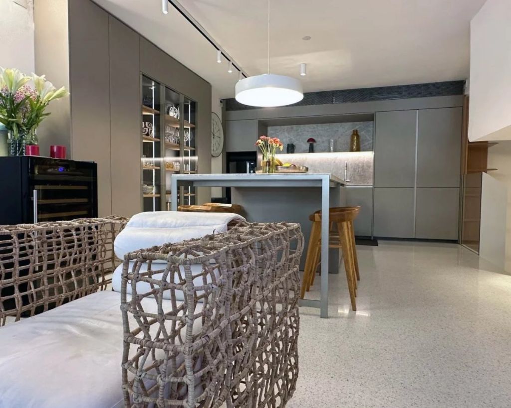 Split-level apartment in Neve Tzedek