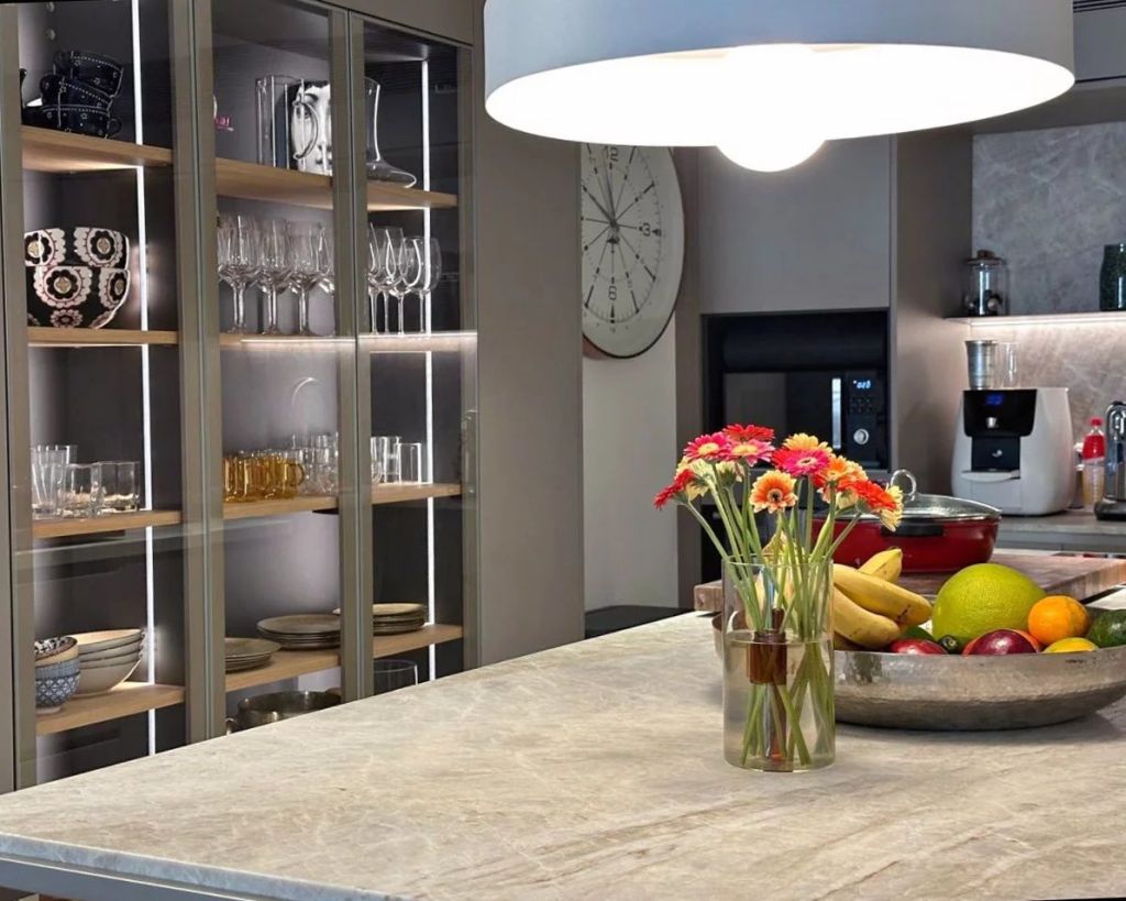 Split-level apartment in Neve Tzedek