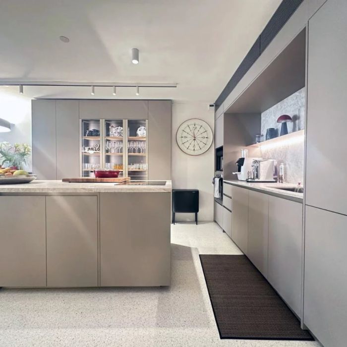 Split-level apartment in Neve Tzedek