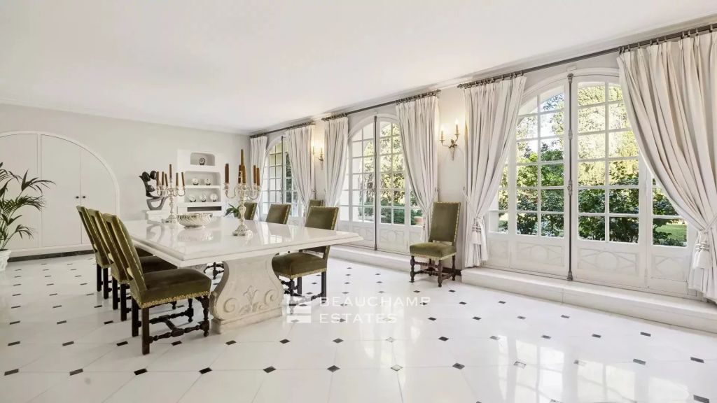 Stone Bastide – 10 Bedrooms – Auribeau-sur-Siagne