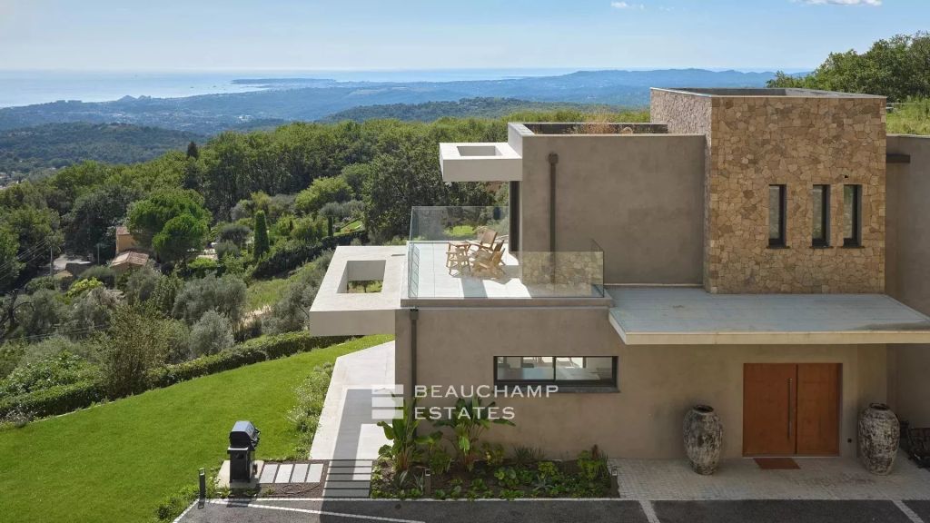 Stunning Contemporary Villa in Vence, 5 Suites, Panoramic Sea View from Cap Ferrat to Estérel