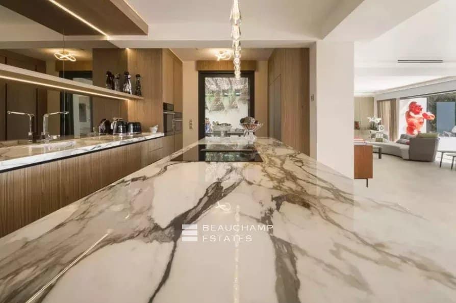 Stunning fully renovated property with sea view, grounds, pool, and tennis