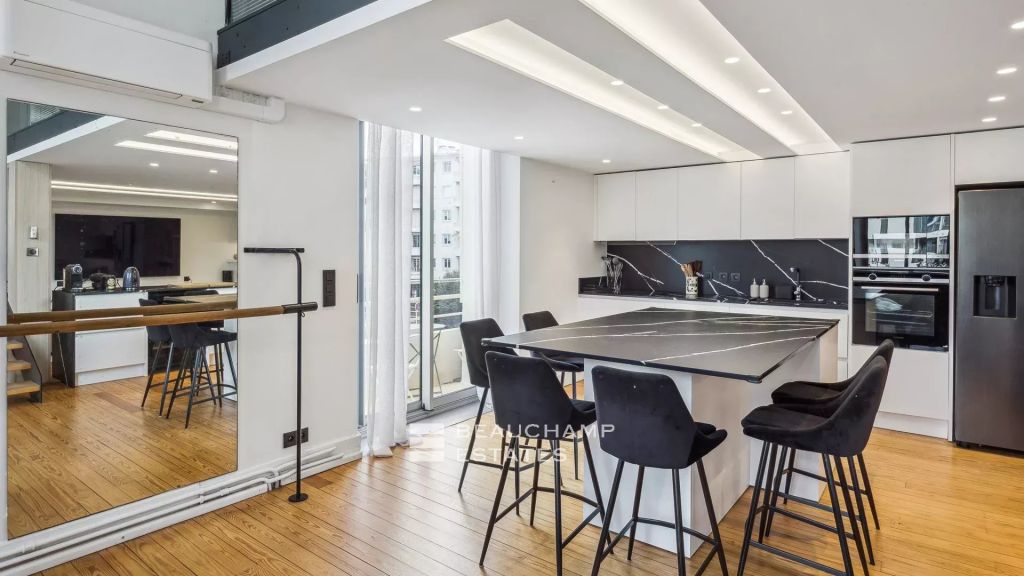 Stunning loft, 2 bedrooms, 2 bathrooms – Cannes city center