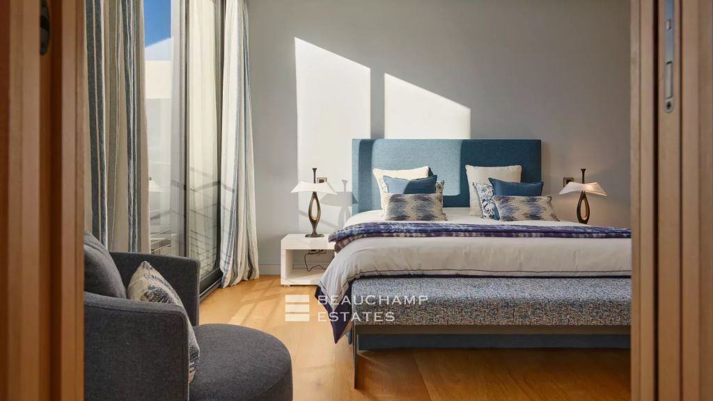 Stunning modern Mougins property