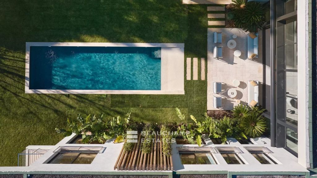 Stunning modern Mougins property