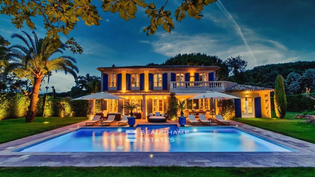 Stylish 6 bedroom property for sale in Gassin within walking distance to the beach and St-Tropez town