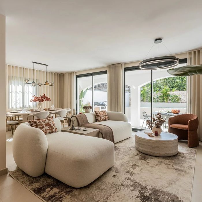 Stylish corner townhouse