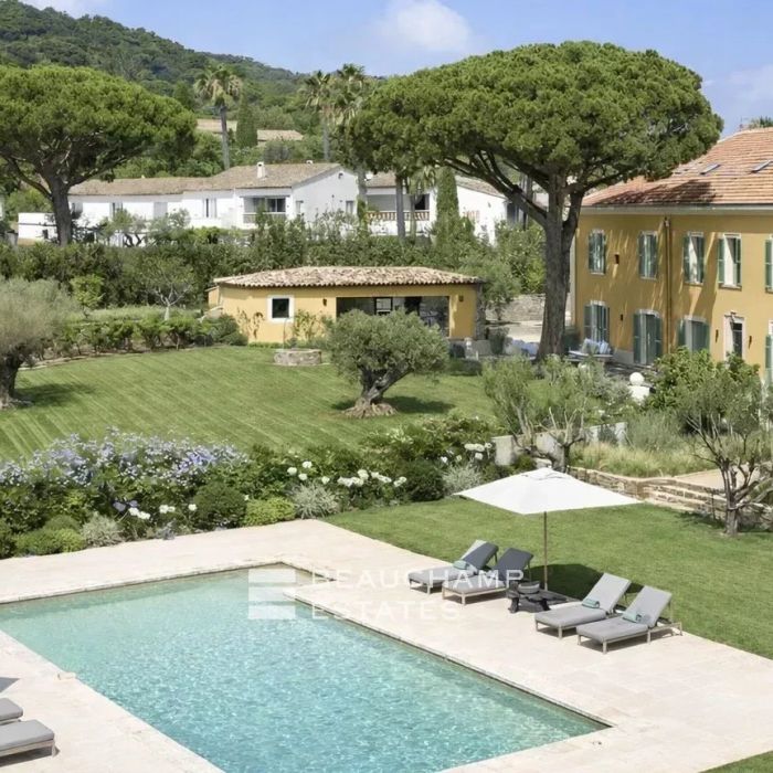 Sublime renovated Provençal bastide close to the center and beaches of Saint-Tropez