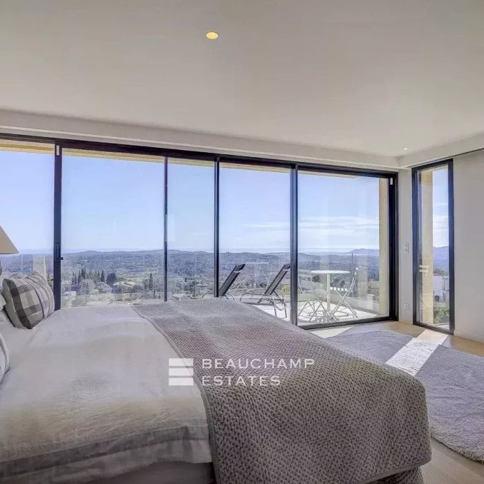 SOMPTUEUSE VILLA NEUVE AVEC VUE PANORAMIQUE