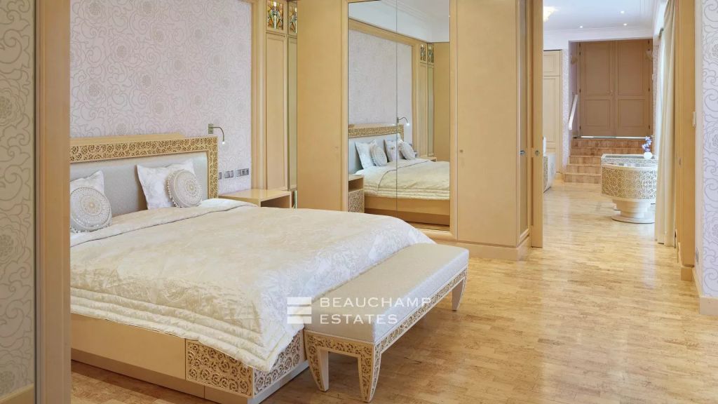 Sumptuous property composed of 3 villas