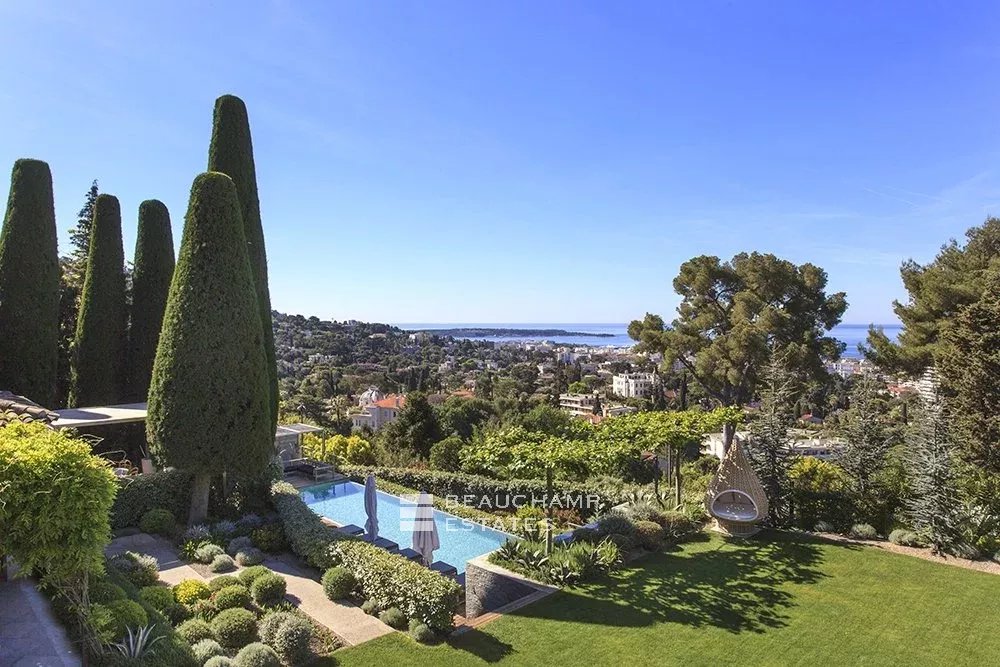 Sumptuous Property in Cannes Californie