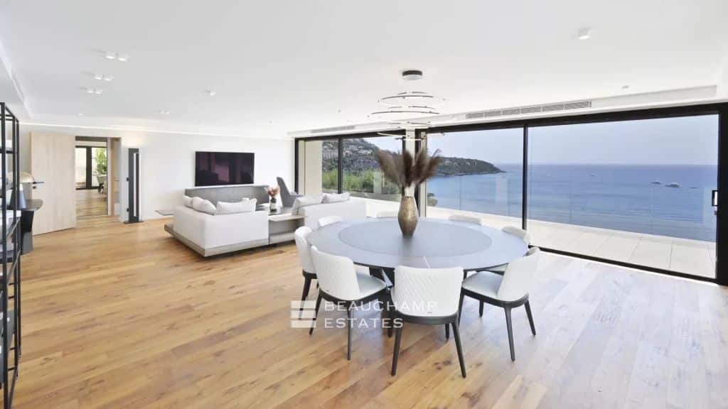 Sumptuous Roof terracce Sea View