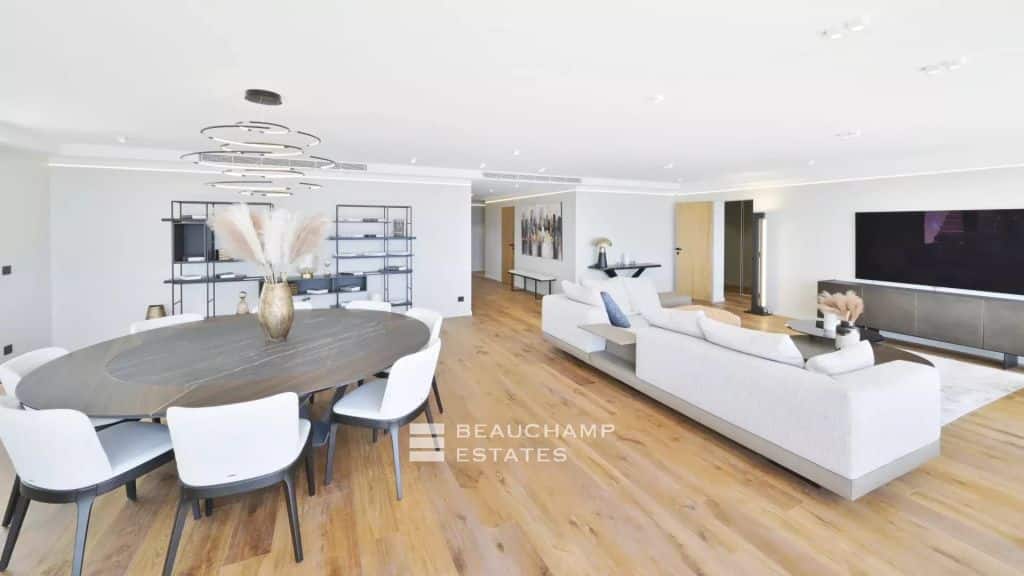 Sumptuous Roof terracce Sea View