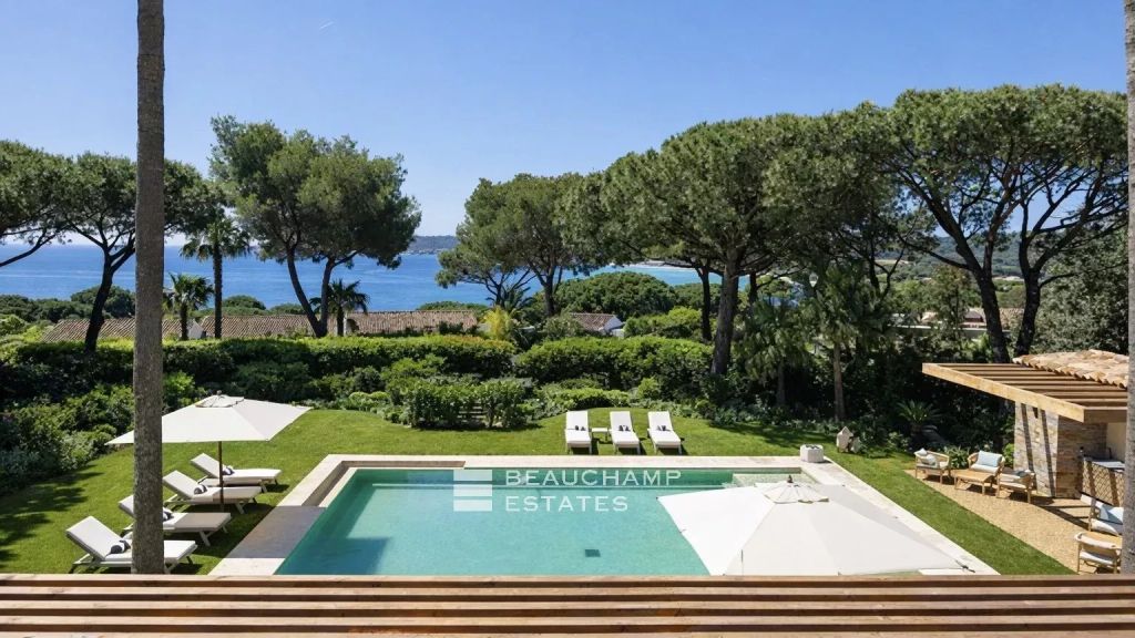 Sumptuous villa in a secure gated estate with views over Pampelonne Bay and walking distance to Tahiti Beach