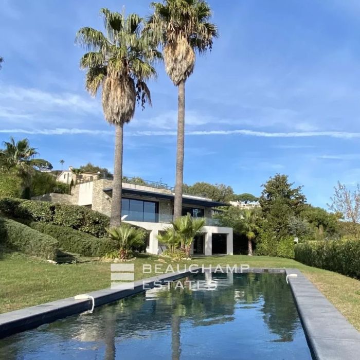 Super Cannes, Superb contemporary villa with sea view