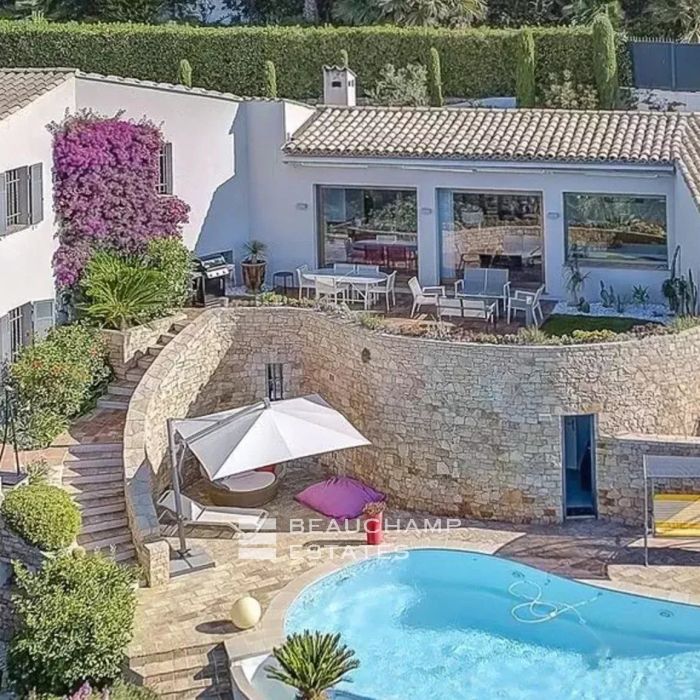 SUPER-CANNES, VILLA VUE MER PANORAMIQUE