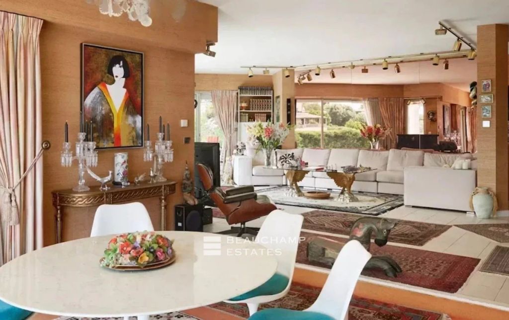 Super Cannes – Villa with Panoramic Sea View